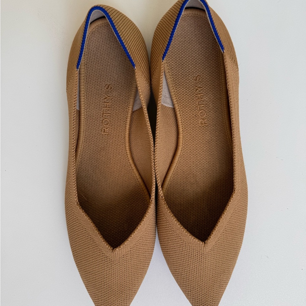 Rothy's Ecru Tortoise Shell Sole The Point Flats Cream Neutral Tan Beige